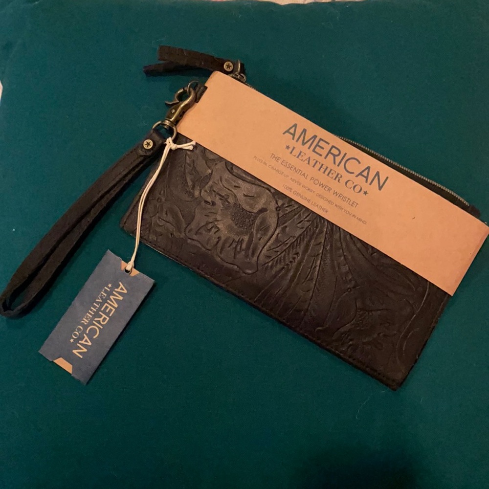 New Americans Leather Co Wristlet